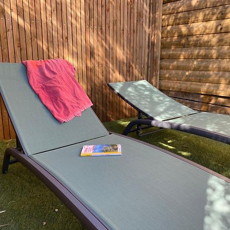 Camping Les Amandiers Castelnau-de-Guers Dış mekan fotoğraf